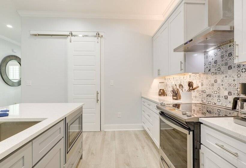 Bright Foley Home W/ Patio 7 Mi To Wharf & Beach