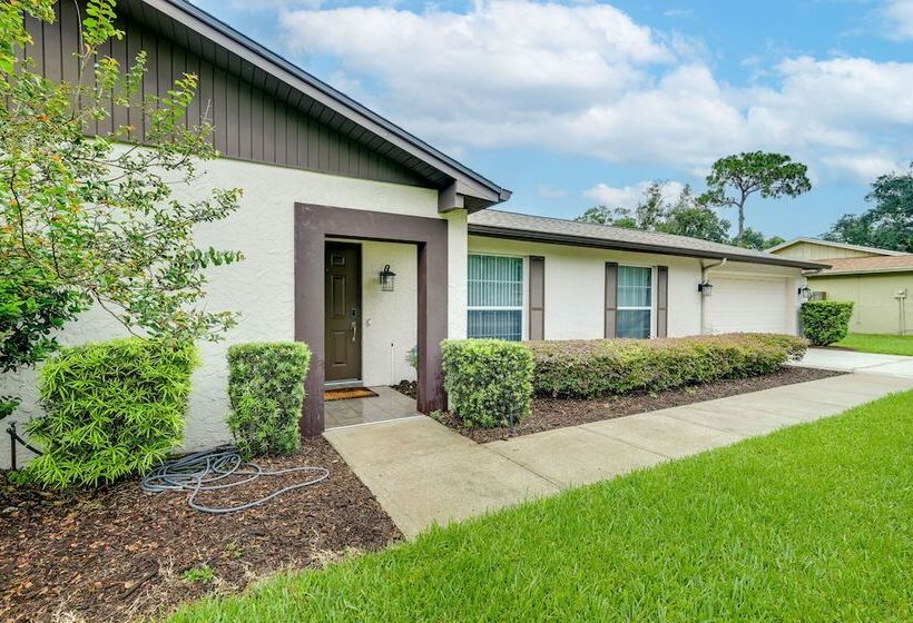 Bright Tampa Oasis W/ Outdoor Pool & Gazebo!