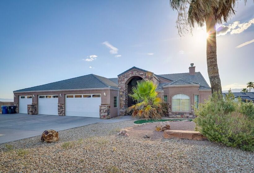 Bullhead City Vacation Rental: Private Pool & Spa!