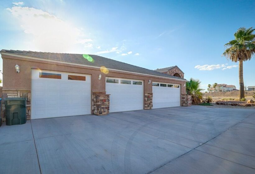 Bullhead City Vacation Rental: Private Pool & Spa!