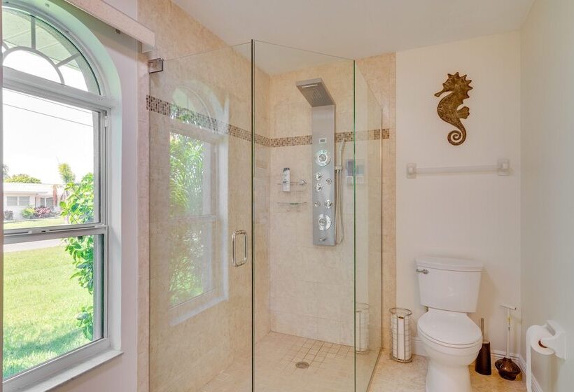 Canal Front Cape Coral Home: Pool, Screened Lanai!