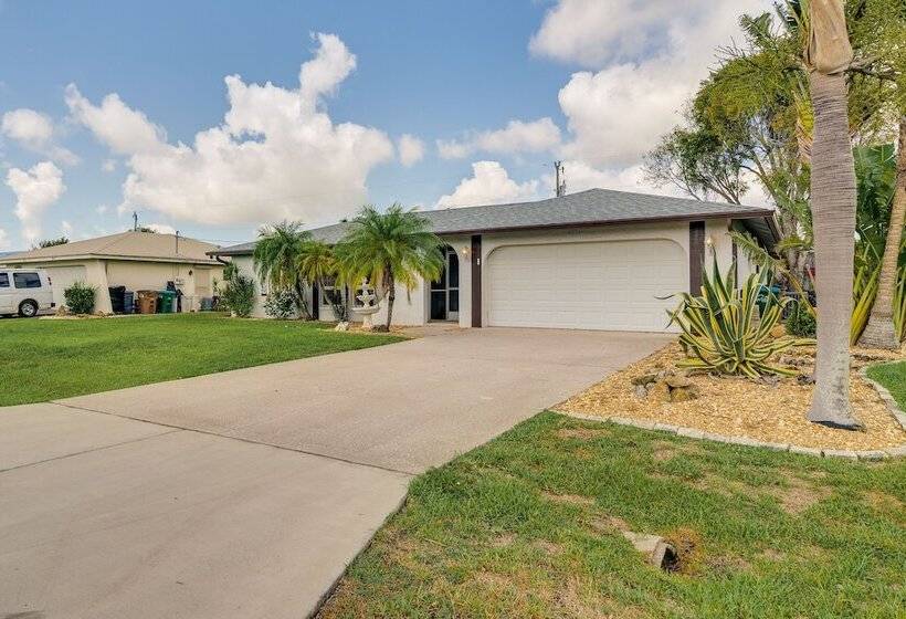 Cape Coral Home W/ Private Heated Pool & Lanai!