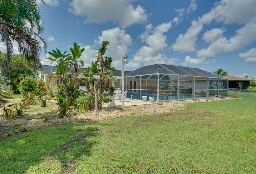 Cape Coral Vacation Home W/ Lanai & Private Pool!