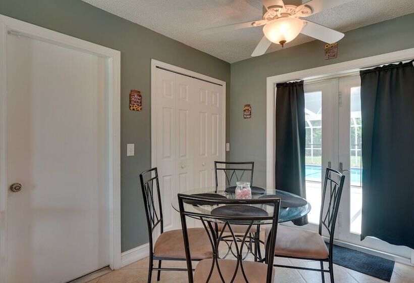 Cape Coral Vacation Home W/ Lanai & Private Pool!