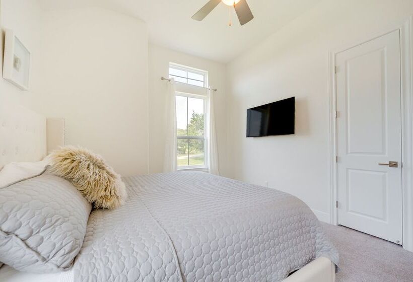 Cascada At Canyon Lake  ~ 1 Mi To Wedding Venues!