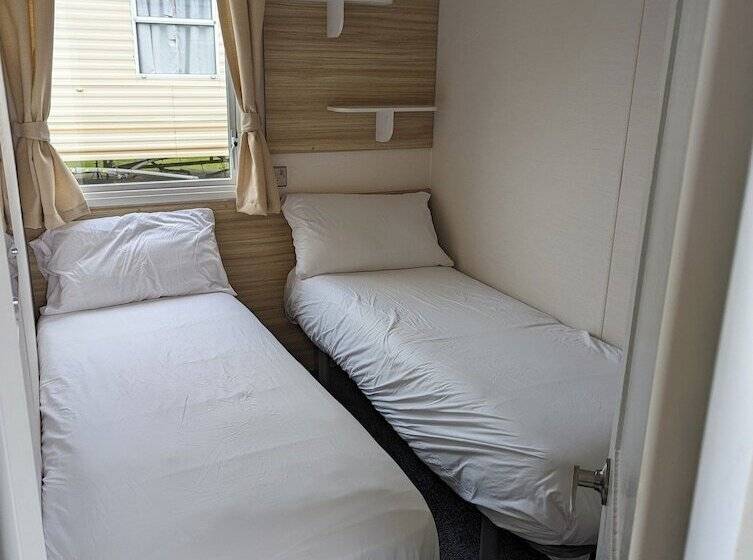 Cayton Caravan Holidays