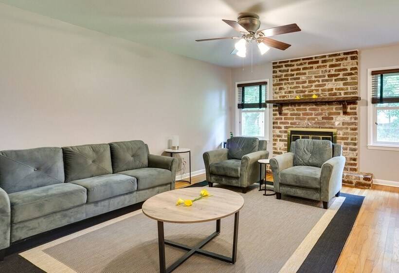 Charleston Vacation Home 6 Mi To Downtown & Beach!