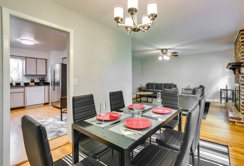 Charleston Vacation Home 6 Mi To Downtown & Beach!