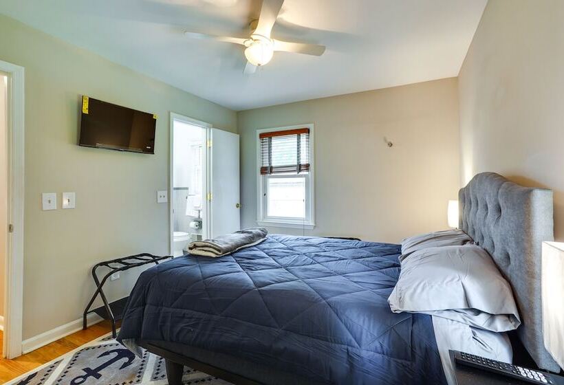 Charleston Vacation Home 6 Mi To Downtown & Beach!