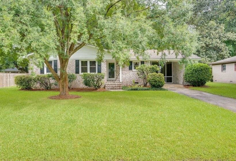 Charleston Vacation Home 6 Mi To Downtown & Beach!