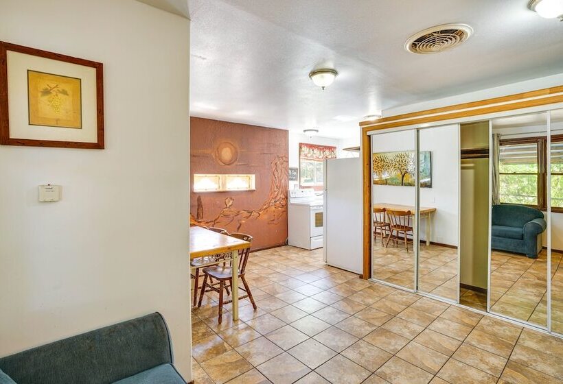 Charming Moab Cabin < 2 Mi From Main Street