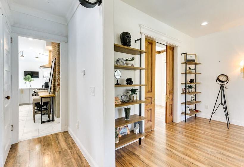 Charming Newark Home In Historic District!