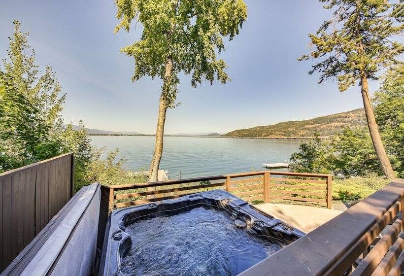 Waterfront Sagle Retreat W/ Hot Tub & Fireplace