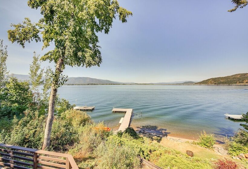 Waterfront Sagle Retreat W/ Hot Tub & Fireplace