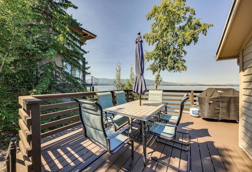 Waterfront Sagle Retreat W/ Hot Tub & Fireplace