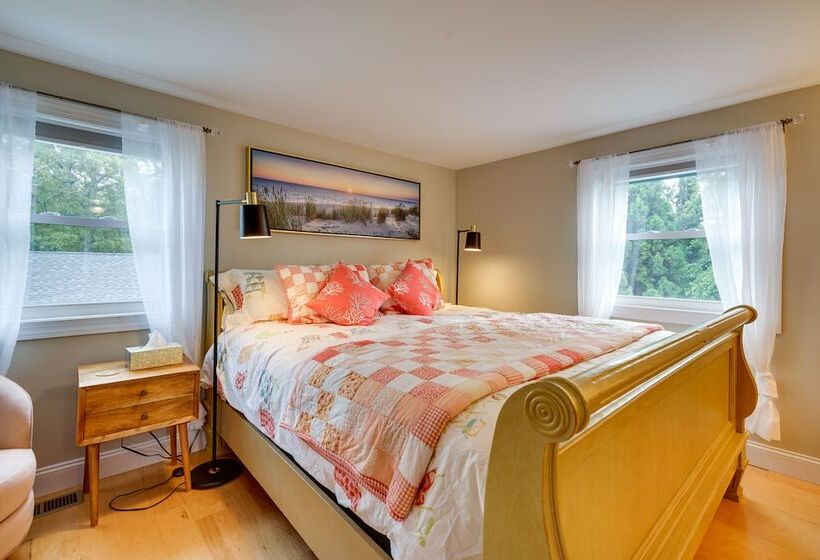 Charming + Updated Villas Home W/ Backyard!