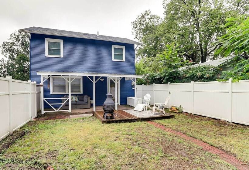 Charming Wichita Home 2 Mi To Downtown!