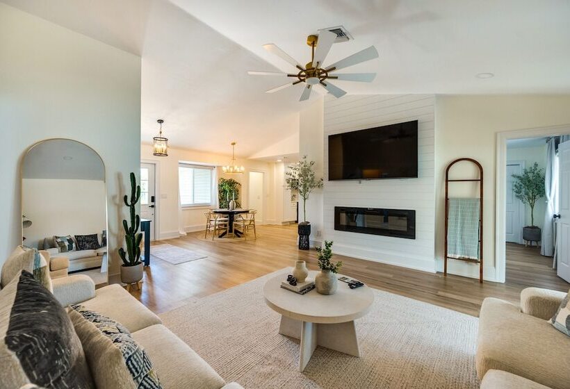 Chic Bonita Springs Vacation Rental, 6 Mi To Beach