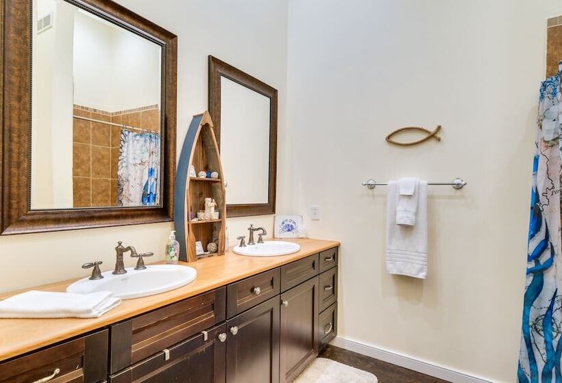 Chic Foley Home W/ Dock & River Access!