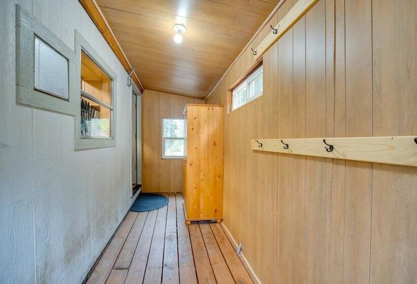 Cle Elum Cabin: Spacious Yard W/ Atv Trail Access!