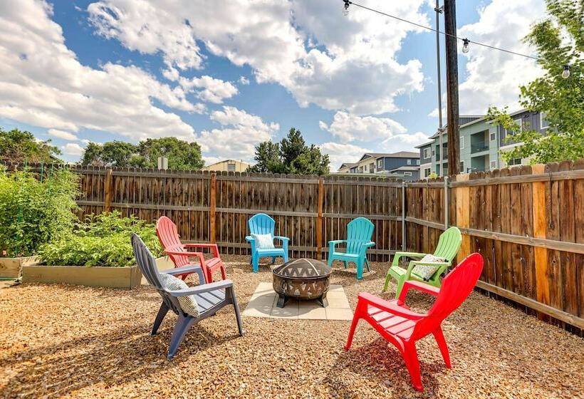 Colorful Bend Home W/ Yard & Fire Pit!