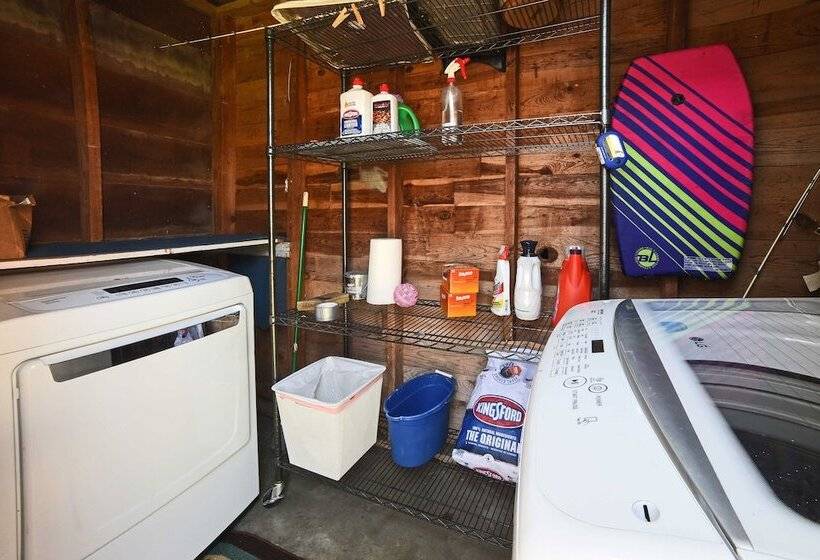 Corpus Christi Home W/ Grill, 3 Blocks To Bay!