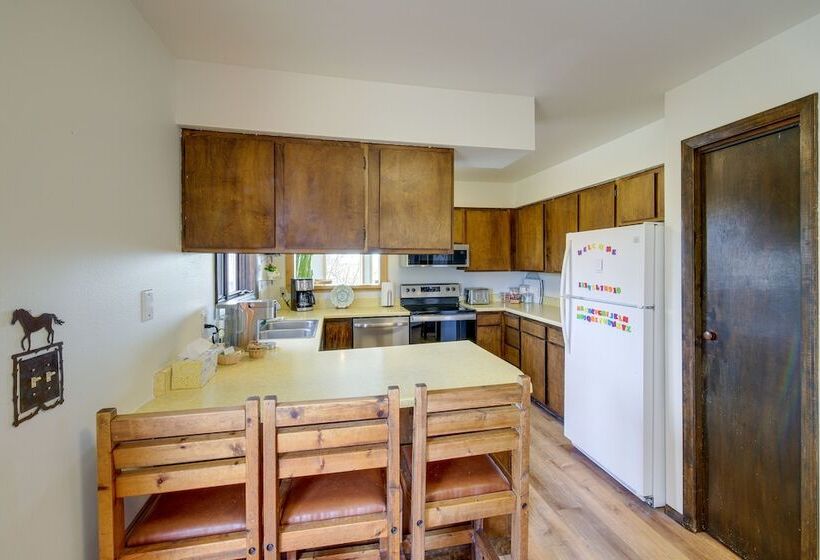 Corvallis  Coyote Creek House  W/ Mountain Views!