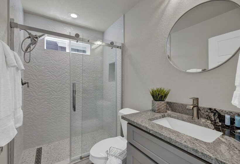 Cozi Combo Bbq Movie Lounge