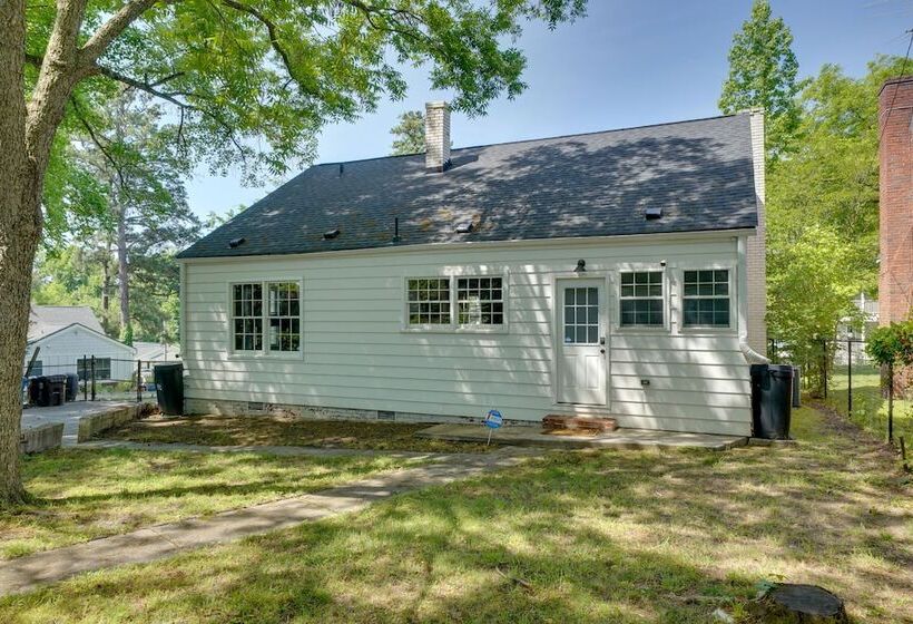 Cozy Durham Home Near Universities!