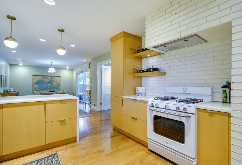 Cozy Kaysville Home 6 Mi To Lagoon Amusement Park!