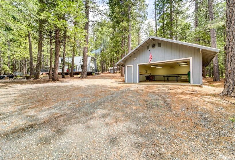 Cozy Nevada City Cabin: Deck, Game Room, Fire Pit