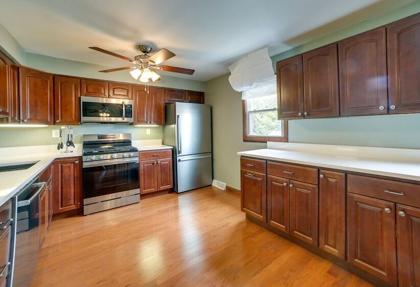 Cozy Pittsburgh Home 4 Mi To Downtown!