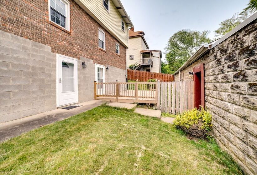 Cozy Pittsburgh Home 4 Mi To Downtown!