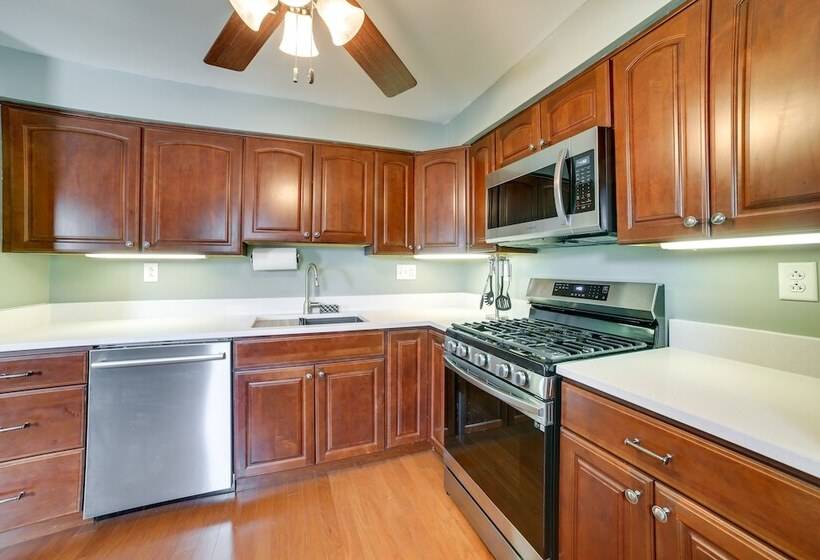 Cozy Pittsburgh Home 4 Mi To Downtown!