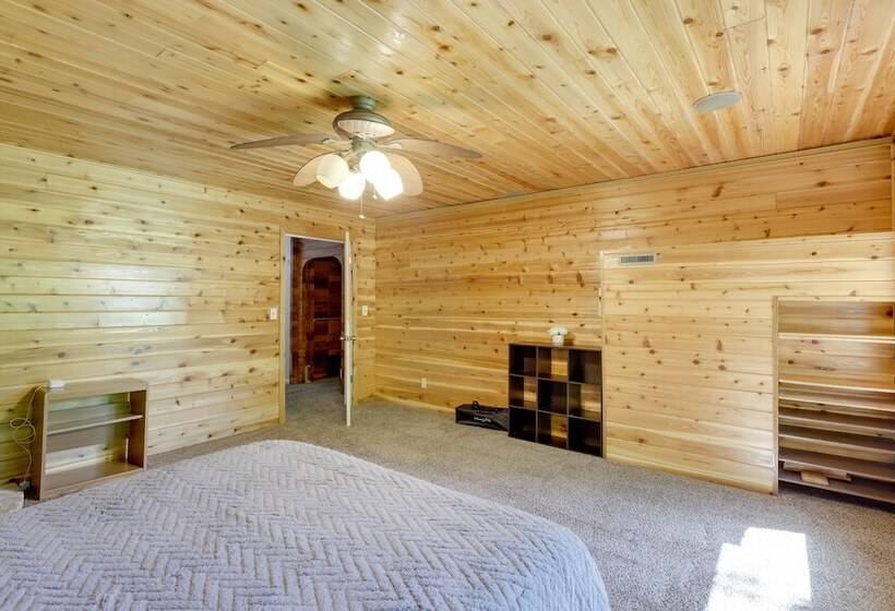 Cozy Provo Retreat With A Charming Fireplace!