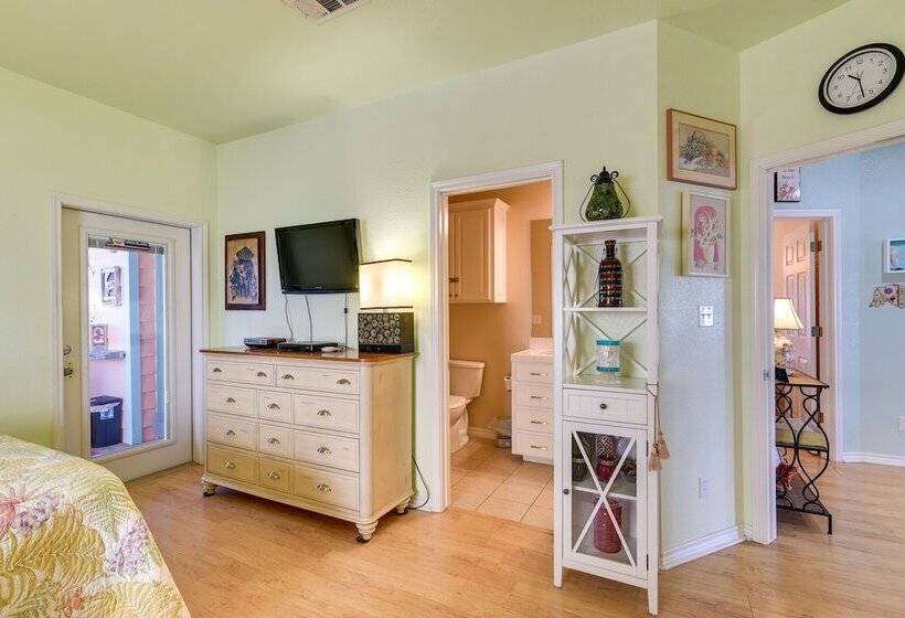 Ocean Views & Walk To Shore: Crystal Beach Home!