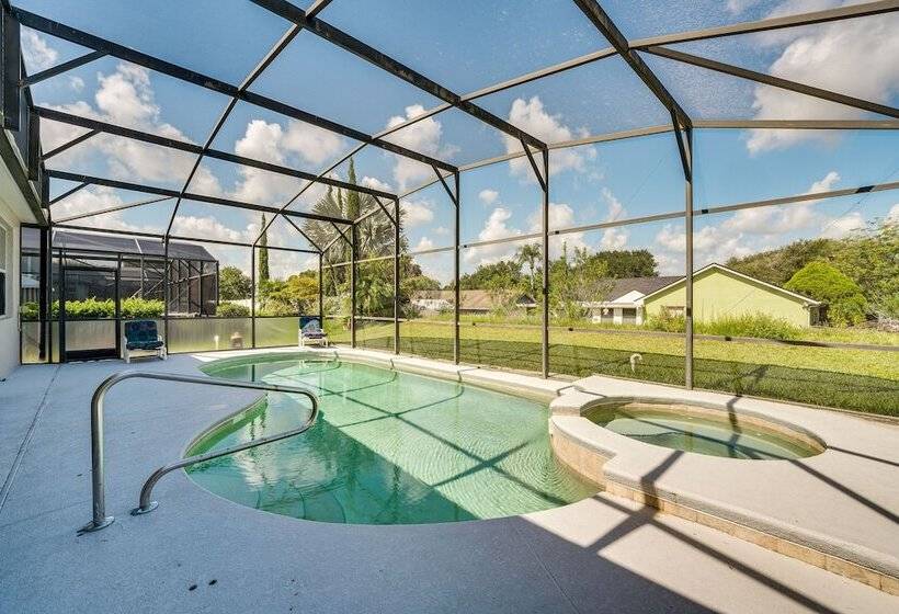 Davenport Family Home W/ Private Lanai & Game Room