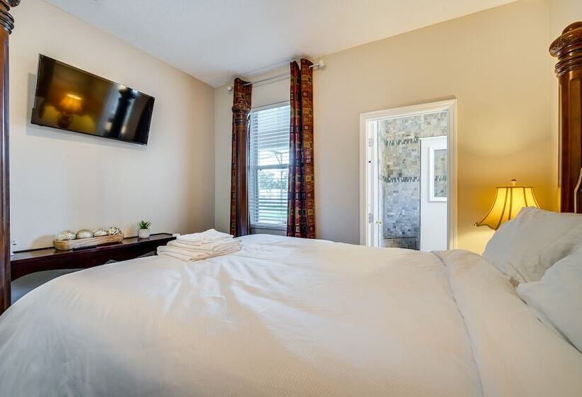 Davenport Family Home W/ Private Lanai & Game Room