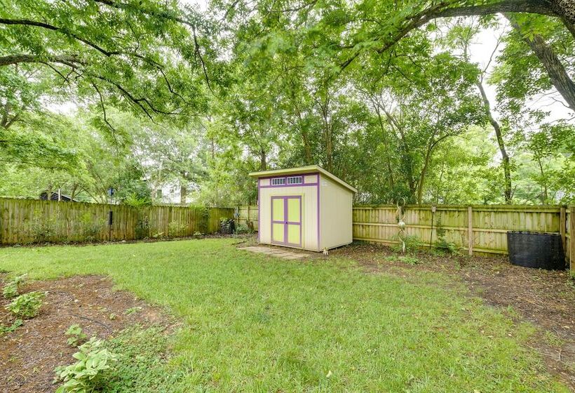 Dog Friendly Durham Home   Walk Downtown!