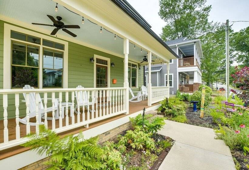 Dog Friendly Durham Home   Walk Downtown!