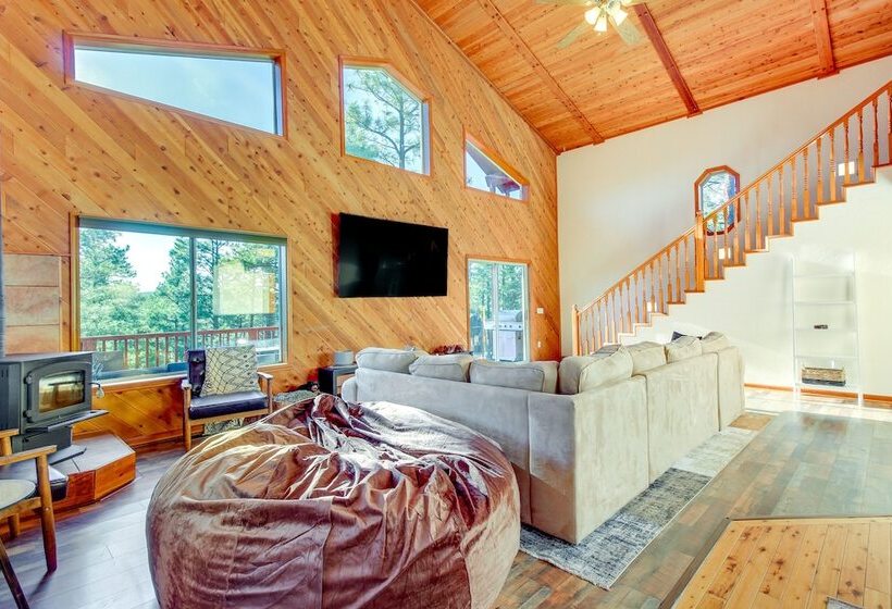 Dreamy Deck: Show Low Cabin On Over 2 Acres!
