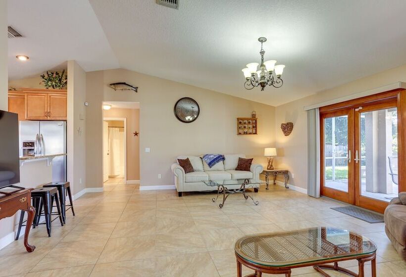 Family Friendly Port St. Lucie Home W/ Pool!