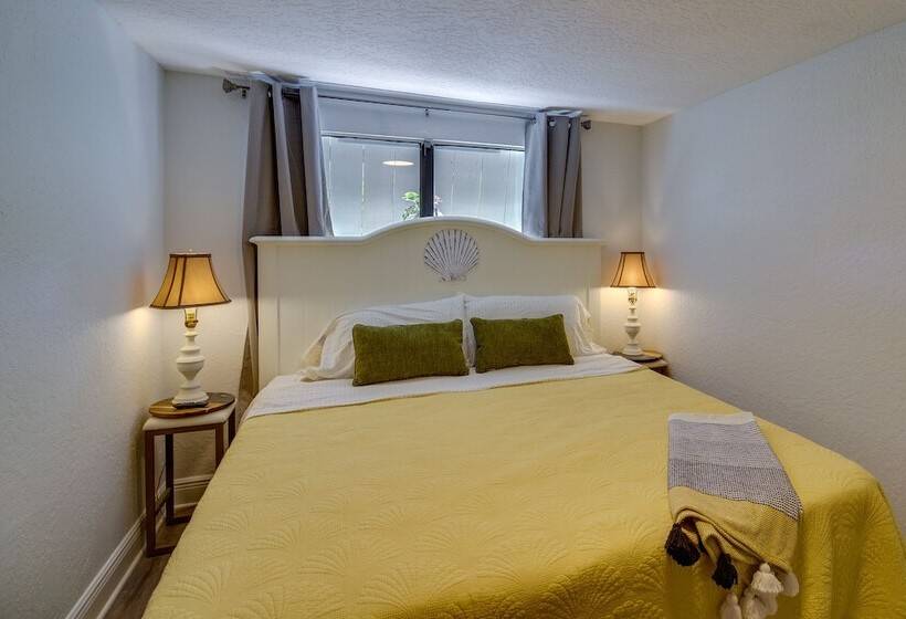 Melbourne Escape W/ Screened Patio, Near Beaches!