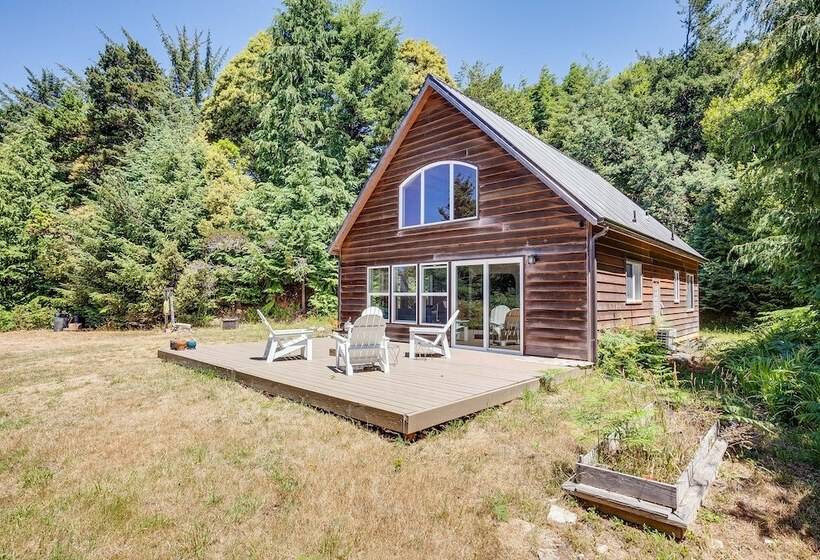 Gold Beach Vacation Rental: Close To Beaches!