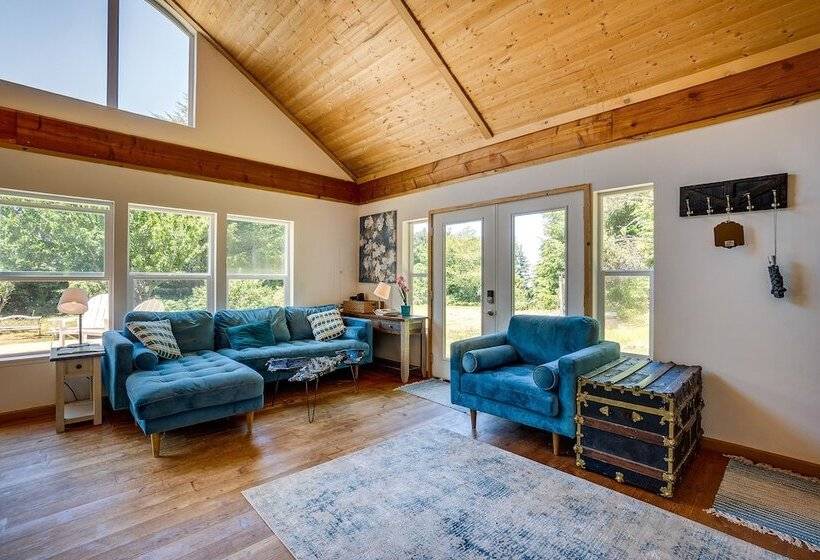 Gold Beach Vacation Rental: Close To Beaches!