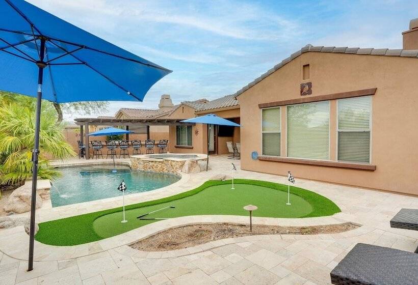 Goodyear Oasis W/ Private Pool & Hot Tub!