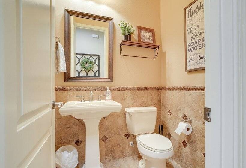 Goodyear Oasis W/ Private Pool & Hot Tub!