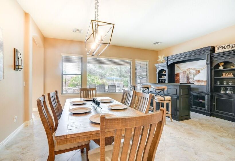 Goodyear Oasis W/ Private Pool & Hot Tub!