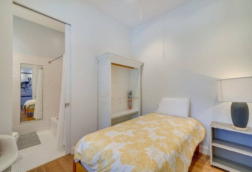 Gorgeous Carpinteria Home: Pool, Spa, Fireplaces!