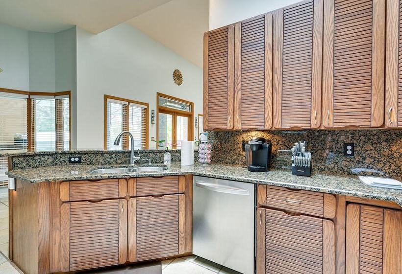 2 Mi To Busch Gardens: Retreat In Scenic Community